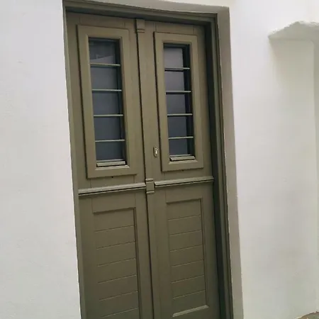 Iris House Apartment *
