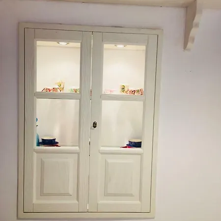 Iris House Apartment *